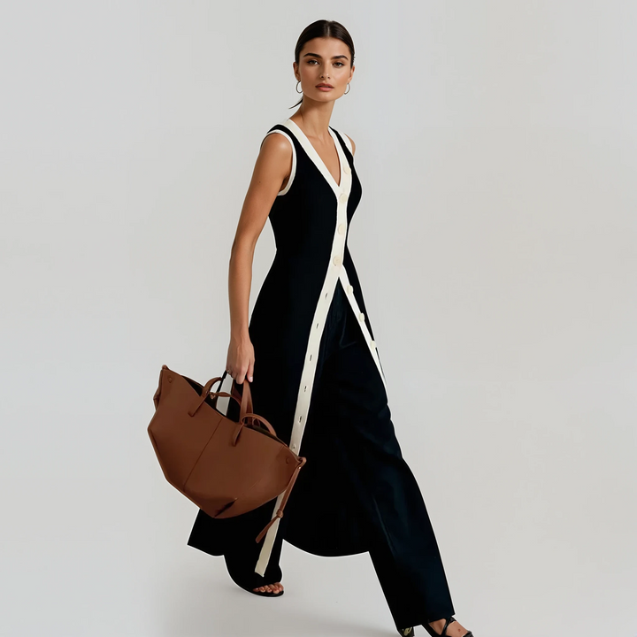 Vera: Contrast-Trim Maxi Dress